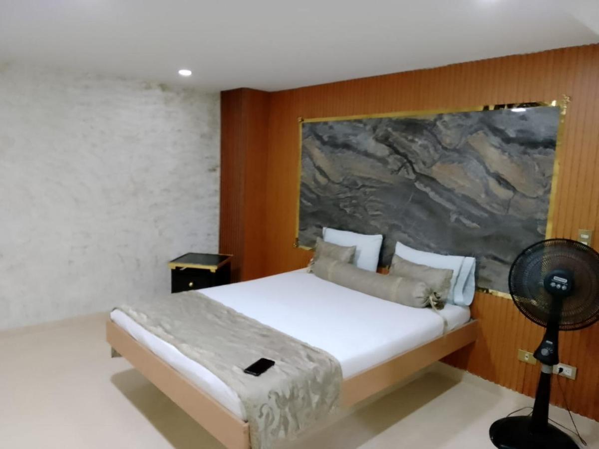 Hotel El Playon Меделин Екстериор снимка