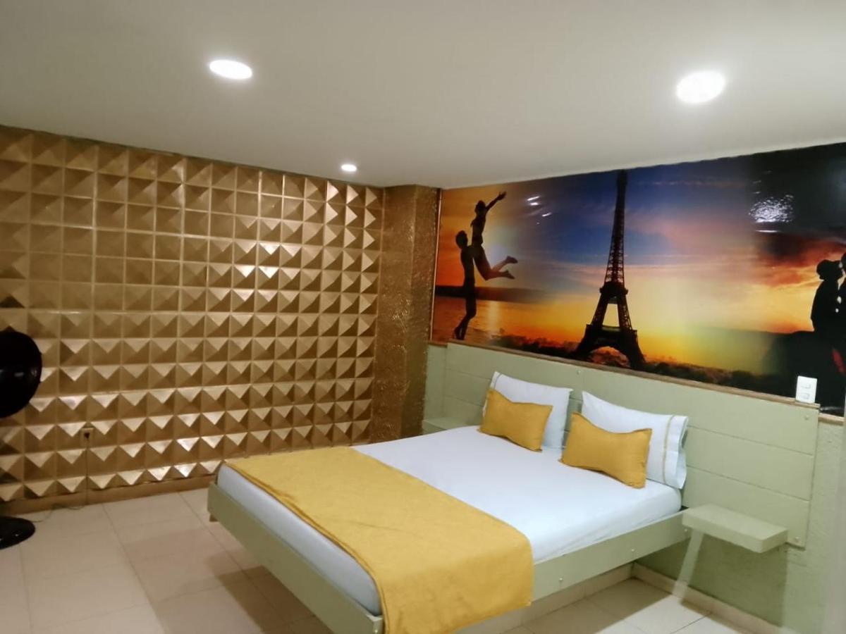 Hotel El Playon Меделин Екстериор снимка